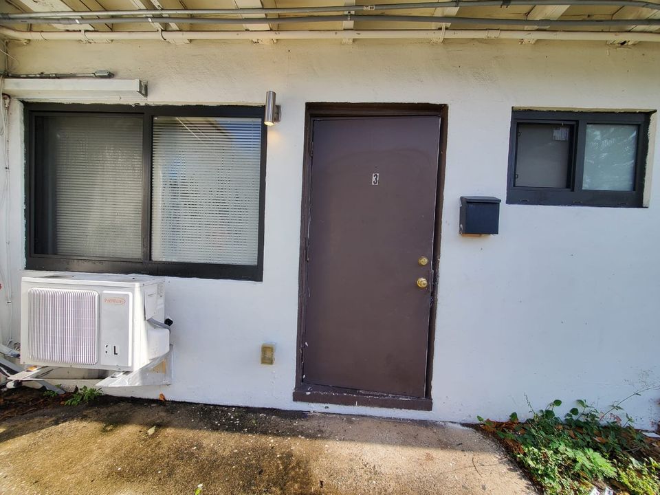841 Northwest 5th Avenue - 3